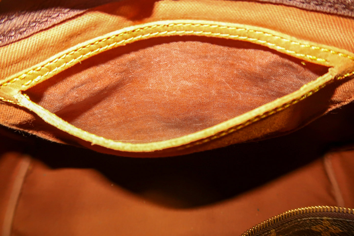 Louis Vuitton Vintage Monogram Speedy 40 Bag