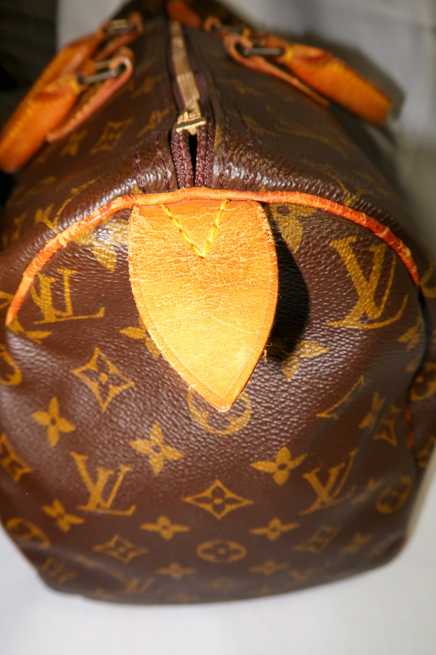 Louis Vuitton Vintage Monogram Speedy 40 Bag