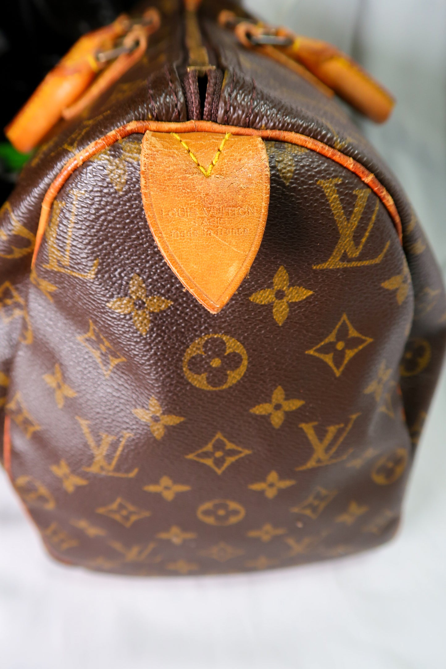 Louis Vuitton Vintage Monogram Speedy 40 Bag
