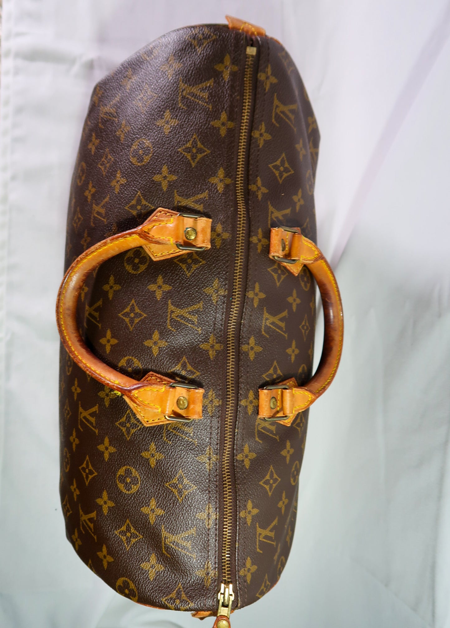 Louis Vuitton Vintage Monogram Speedy 40 Bag