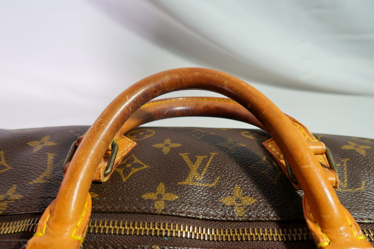 Louis Vuitton Vintage Monogram Speedy 40 Bag