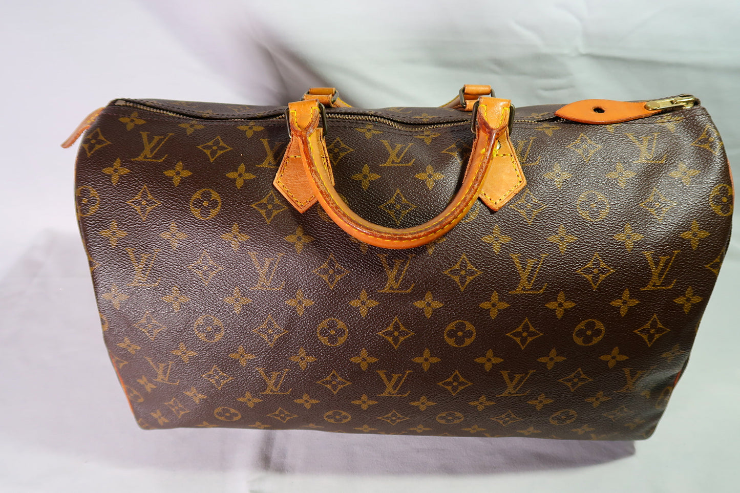 Louis Vuitton Vintage Monogram Speedy 40 Bag