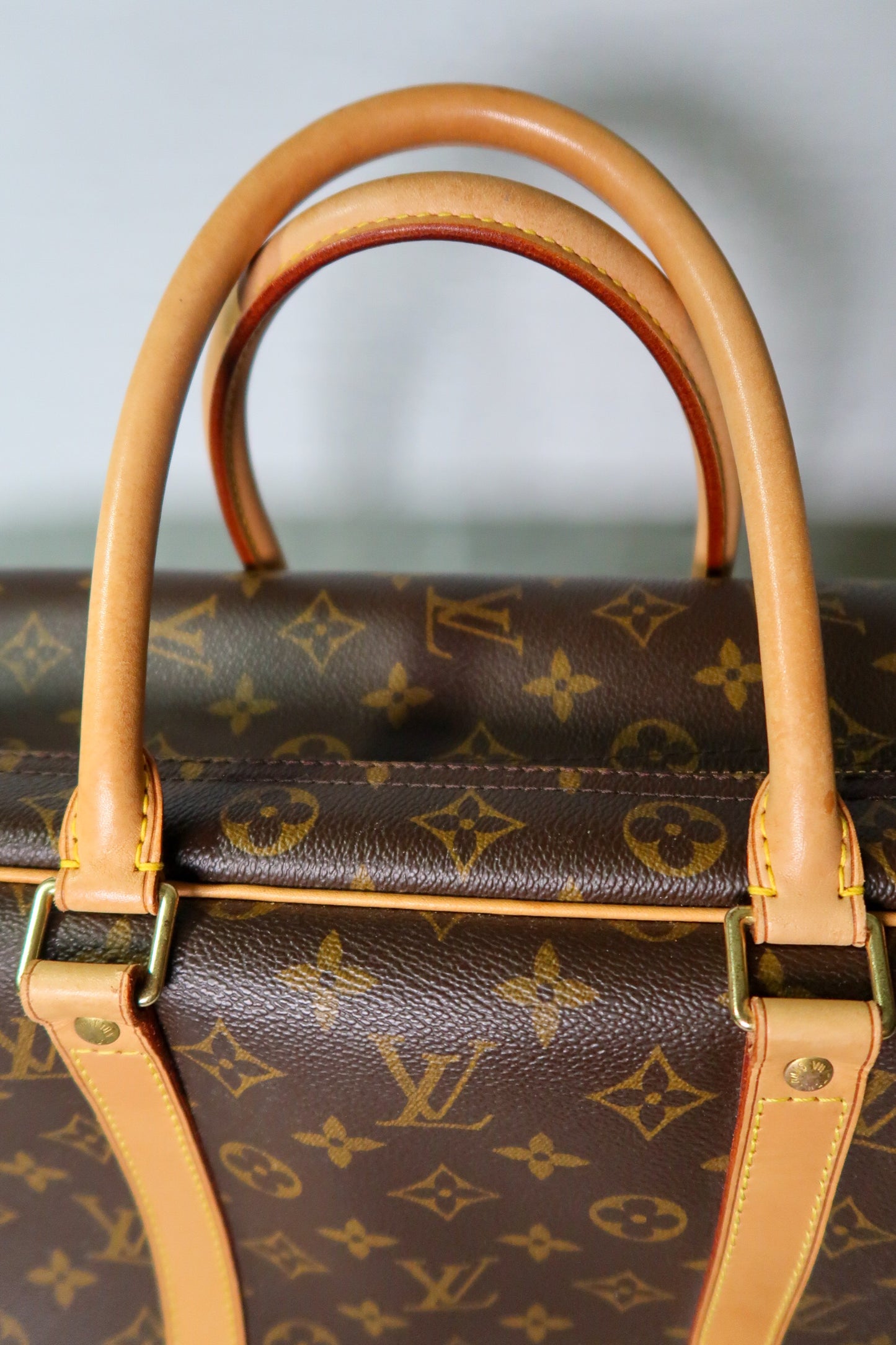 Louis Vuitton Sirius Handbag Monogram Canvas 55