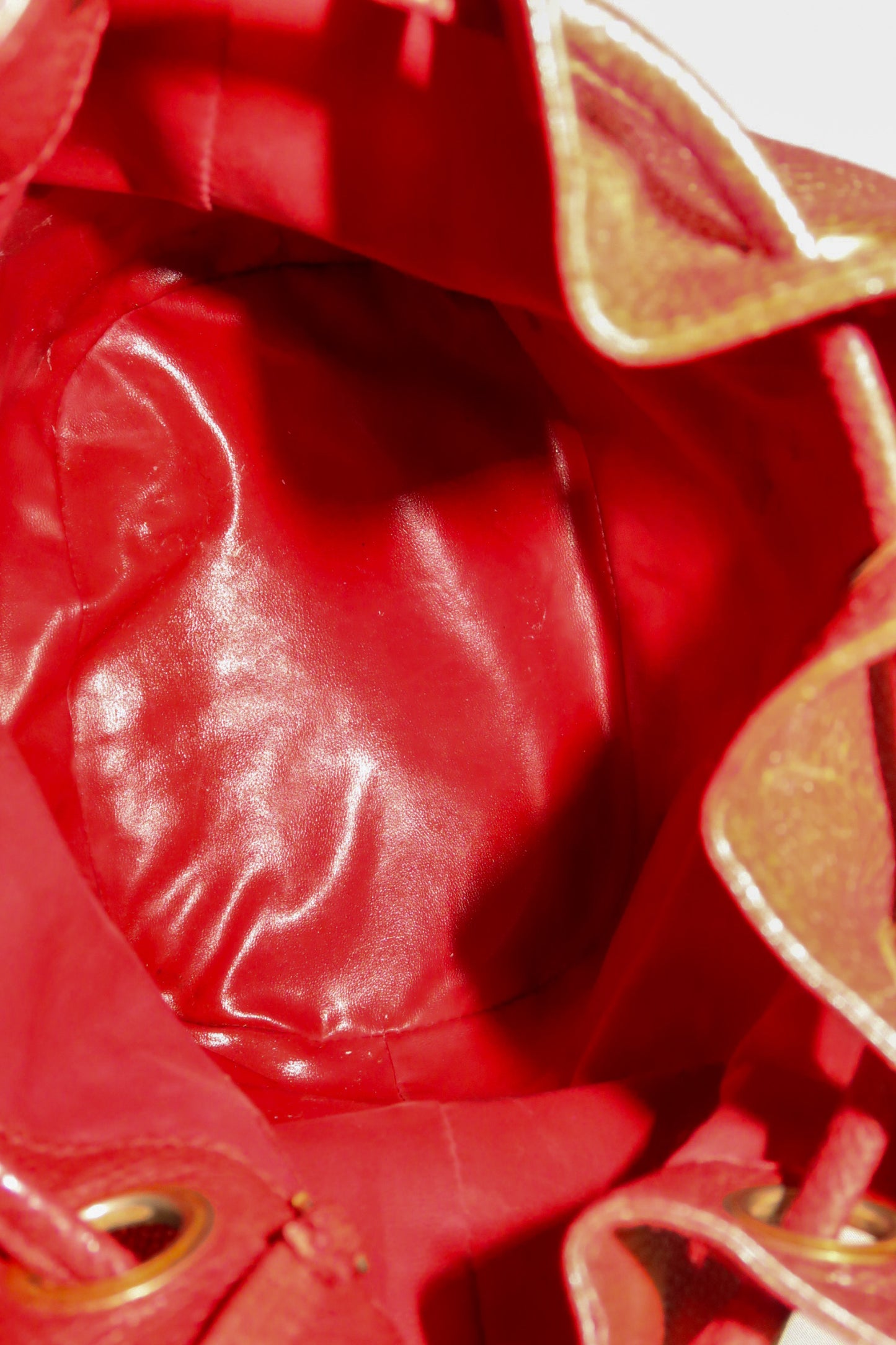Chanel Red Caviar 3 'CC' Bucket Bag Medium