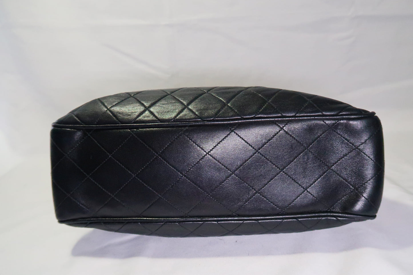 Chanel Vintage Tote Bag – Black Quilted Lambskin with Round CC Logo