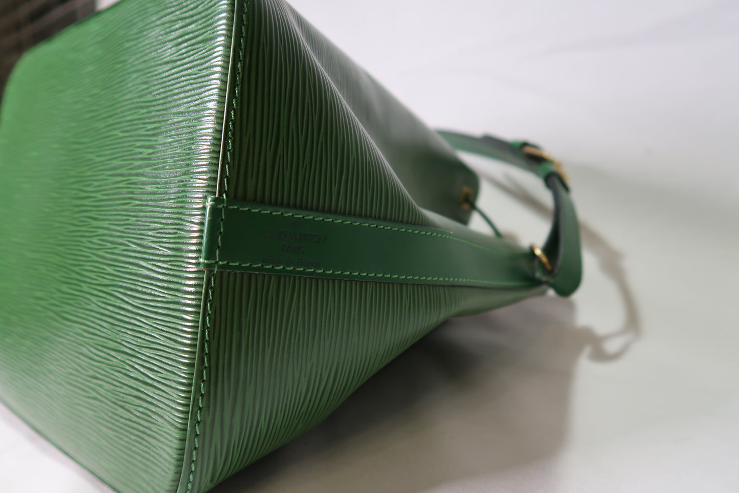 Louis Vuitton Epi Noe Borneo