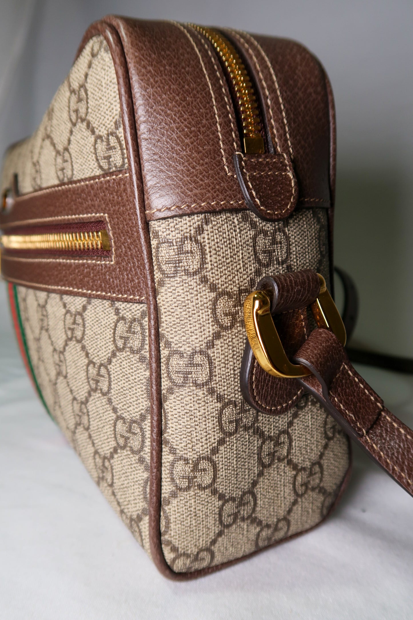 Gucci GG Supreme Monogram Web Ophidia Shoulder Bag Brown