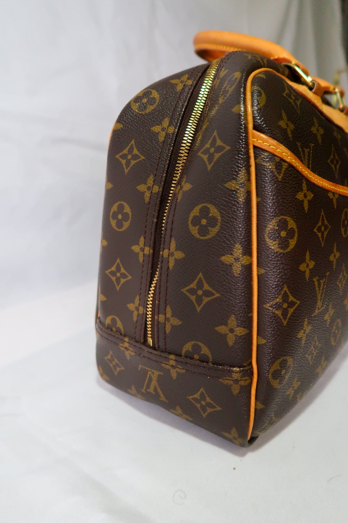 Louis Vuitton Monogram Deauville GM