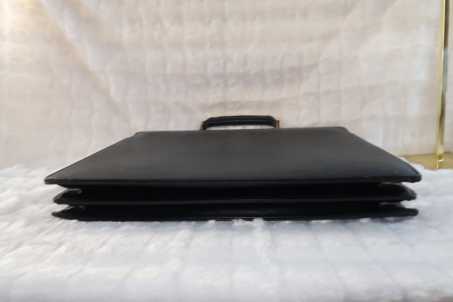 LV Epi Leather Serviette Conseiller