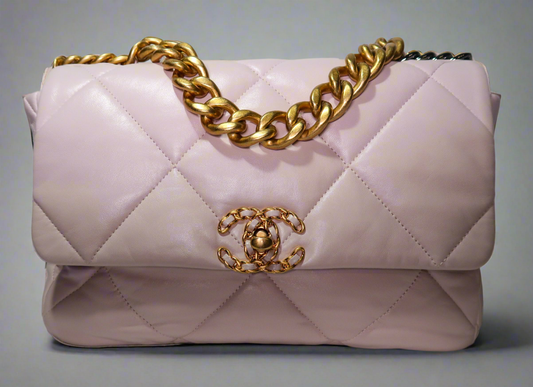 Chanel 19 Flap Bag Agneau Brillant Violet Clair